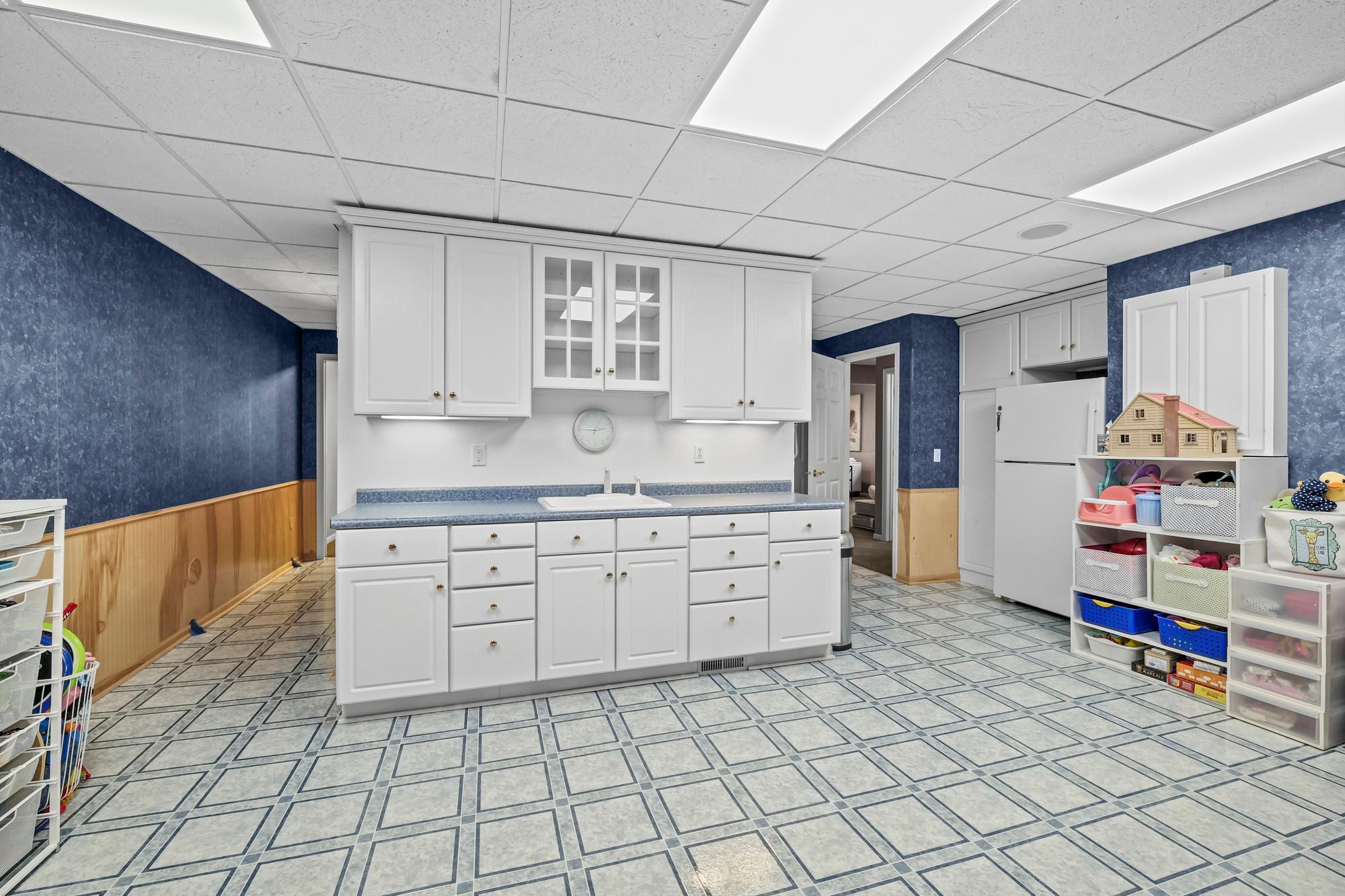 11148 Wyoming Road Bloomington, MN 55438 - Photo 43 of 56 Gallery Image 43