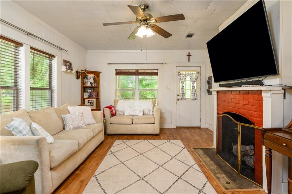 142 Hardwater Lake Road Pollock, LA 71467 - Photo 8 of 21 Gallery Image 8