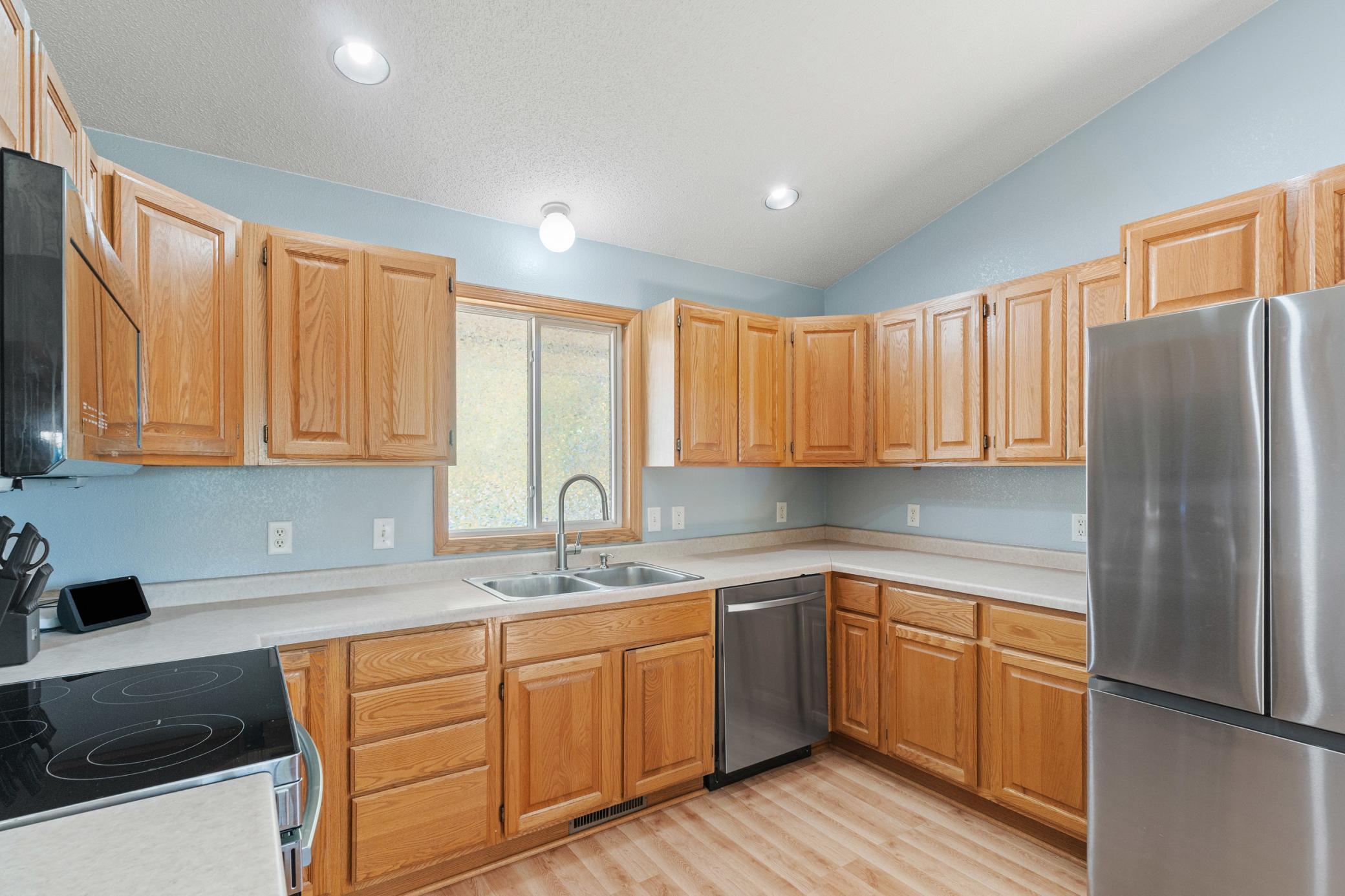 561 12th Street Southwest Faribault, MN 55021 - Photo 7 of 29