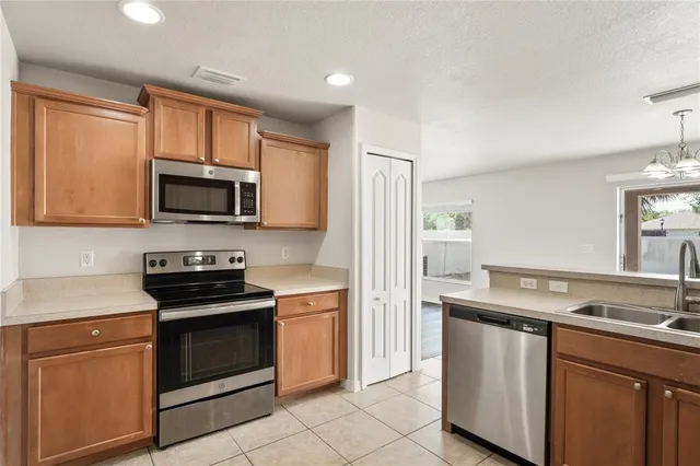 $272,500 | 7350 Lumber Port Drive, Ruskin, FL 33573