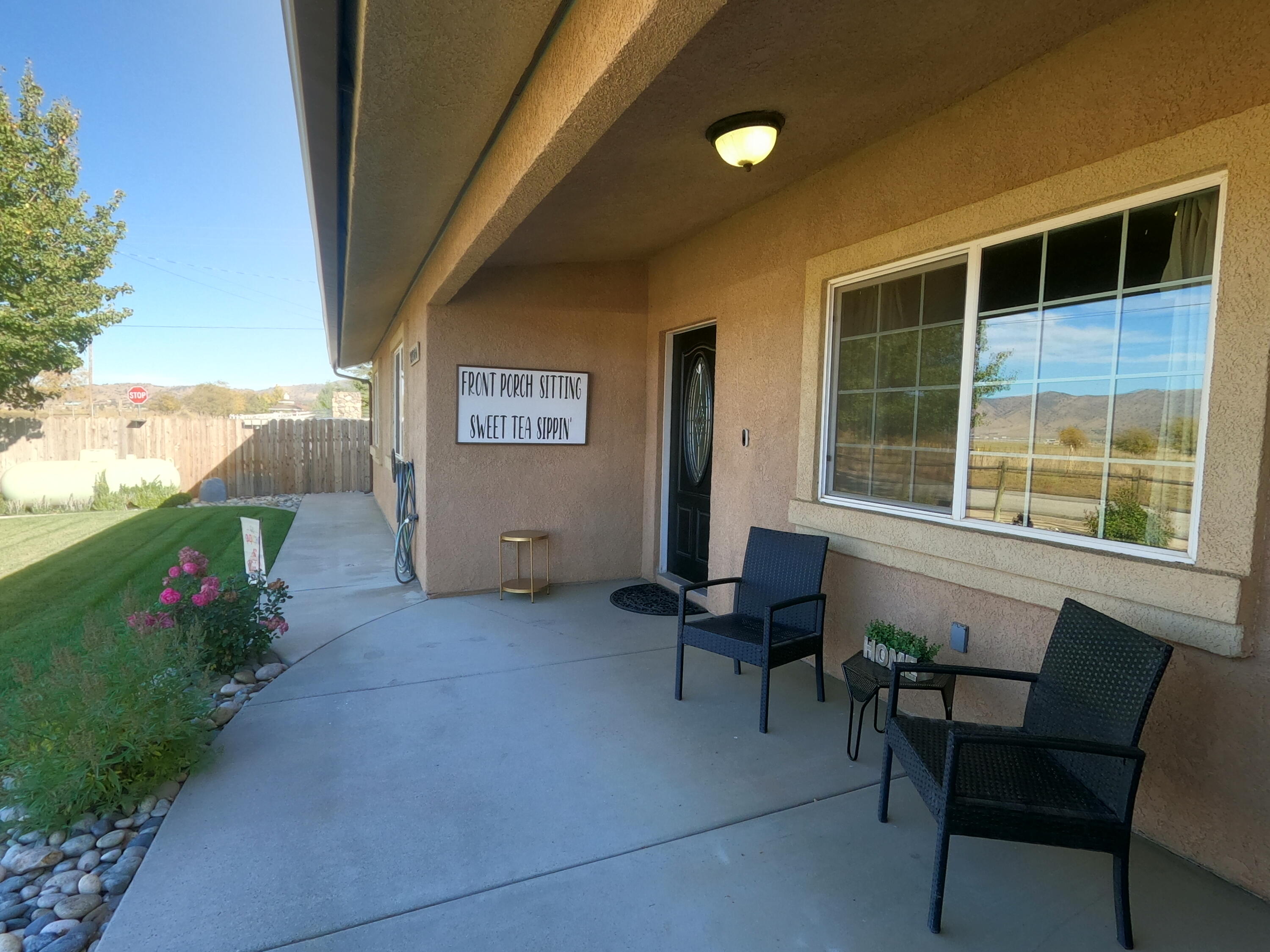 27760 Crofun Road Tehachapi, CA 93561 - Photo 2 of 24 CWWC8922