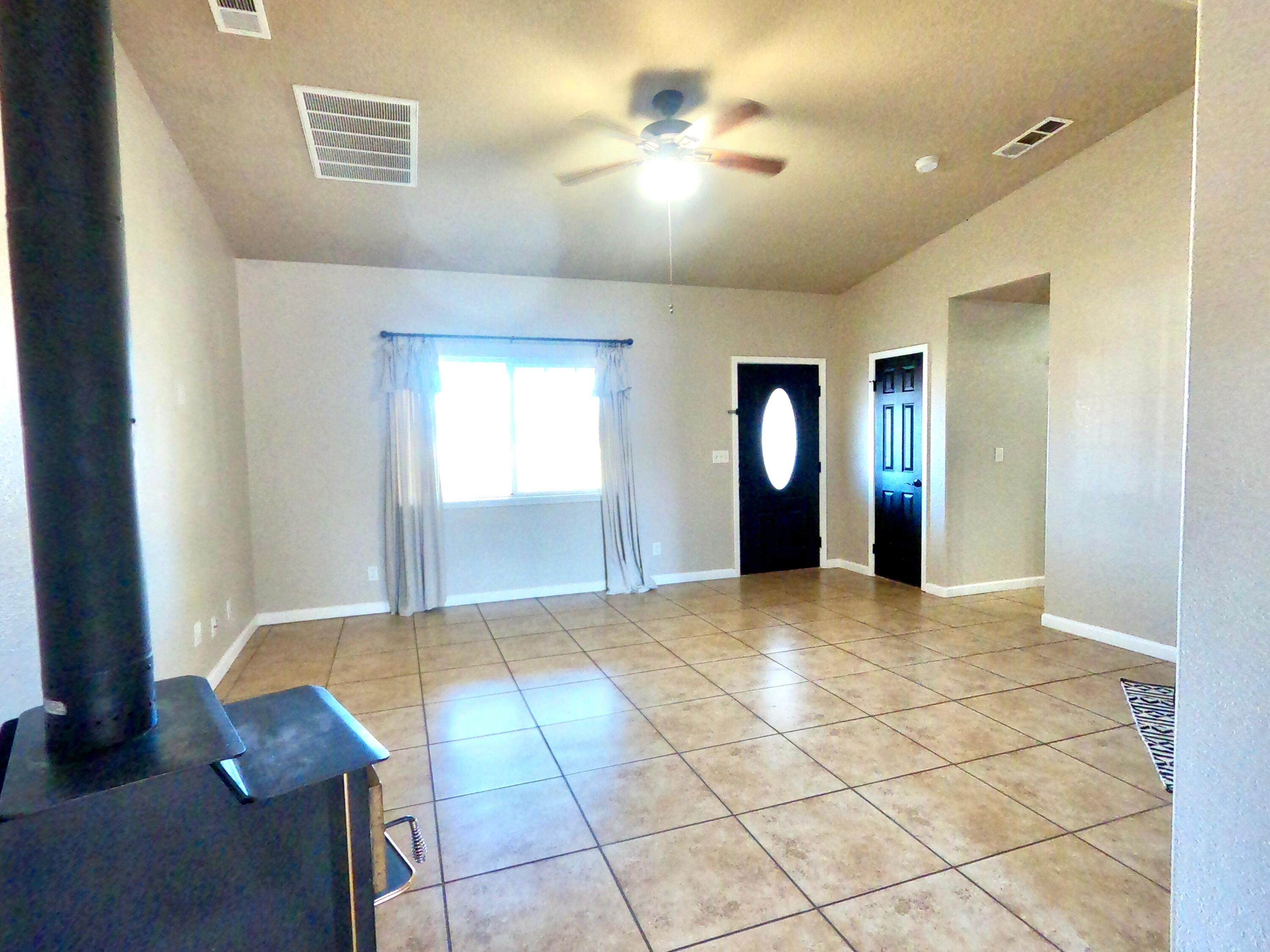 27760 Crofun Road Tehachapi, CA 93561 - Photo 5 of 24 LPIT0390