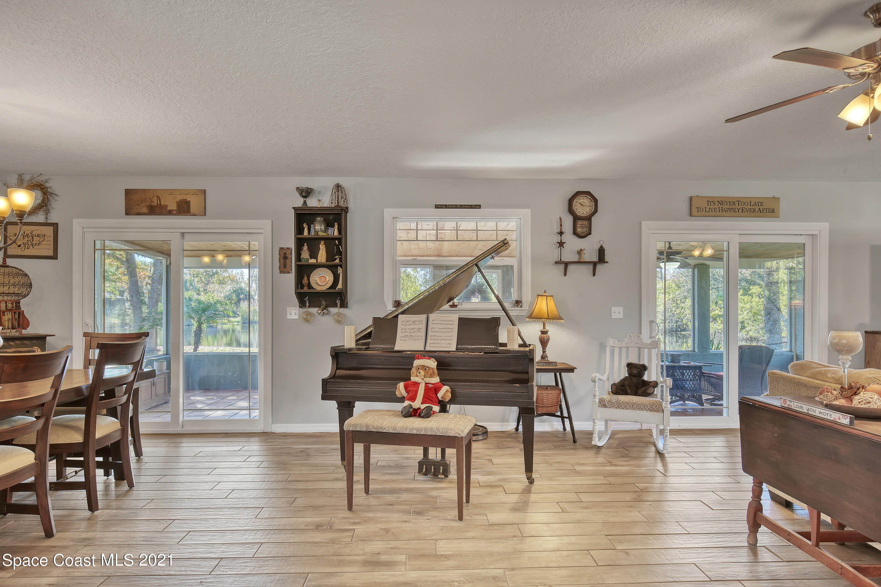 1085 Pine Island Road Merritt Island, FL 32953 - Photo 11 of 46 1085 Pine Island (11)