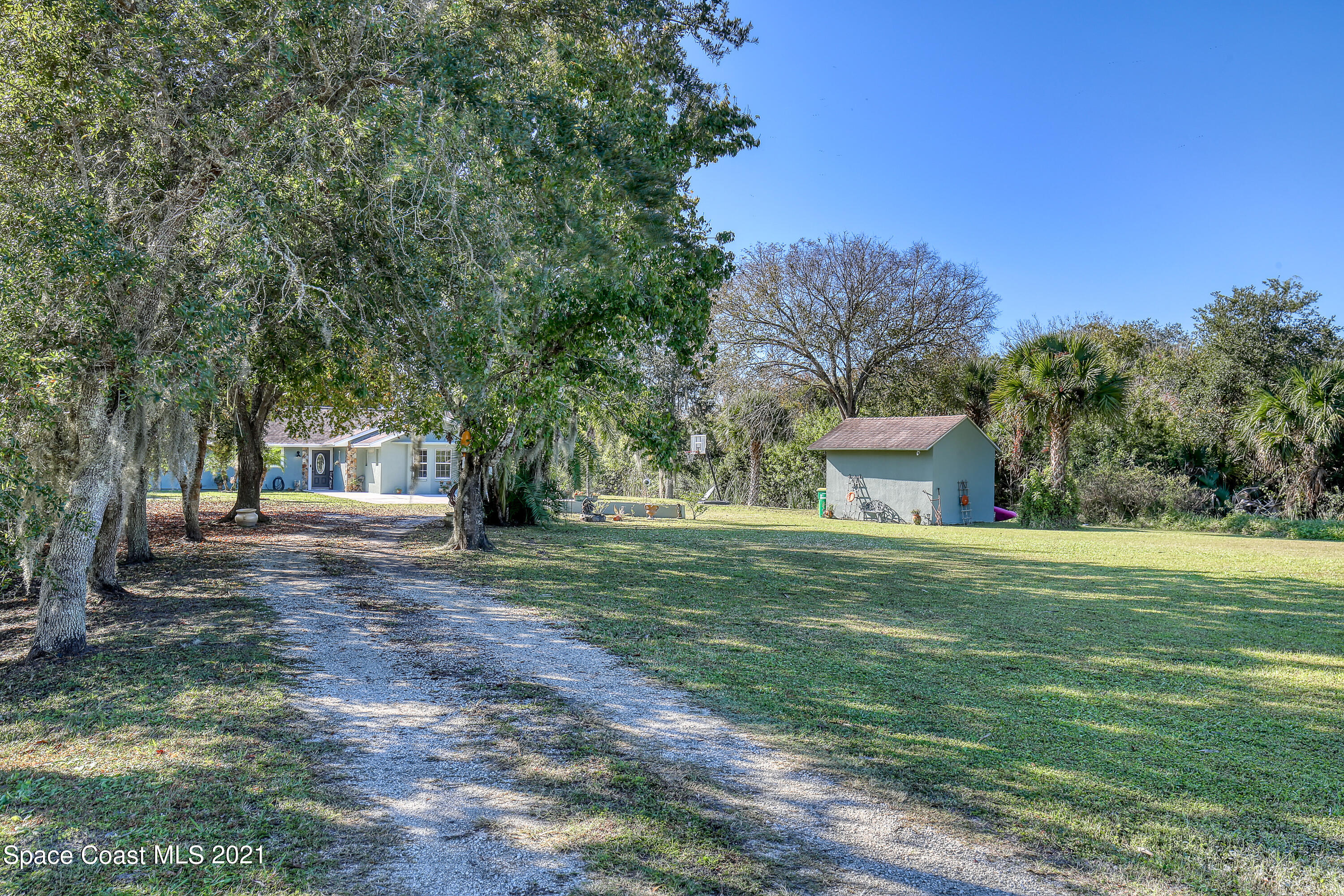 1085 Pine Island Road Merritt Island, FL 32953 - Photo 3 of 46 1085 Pine Island (3)
