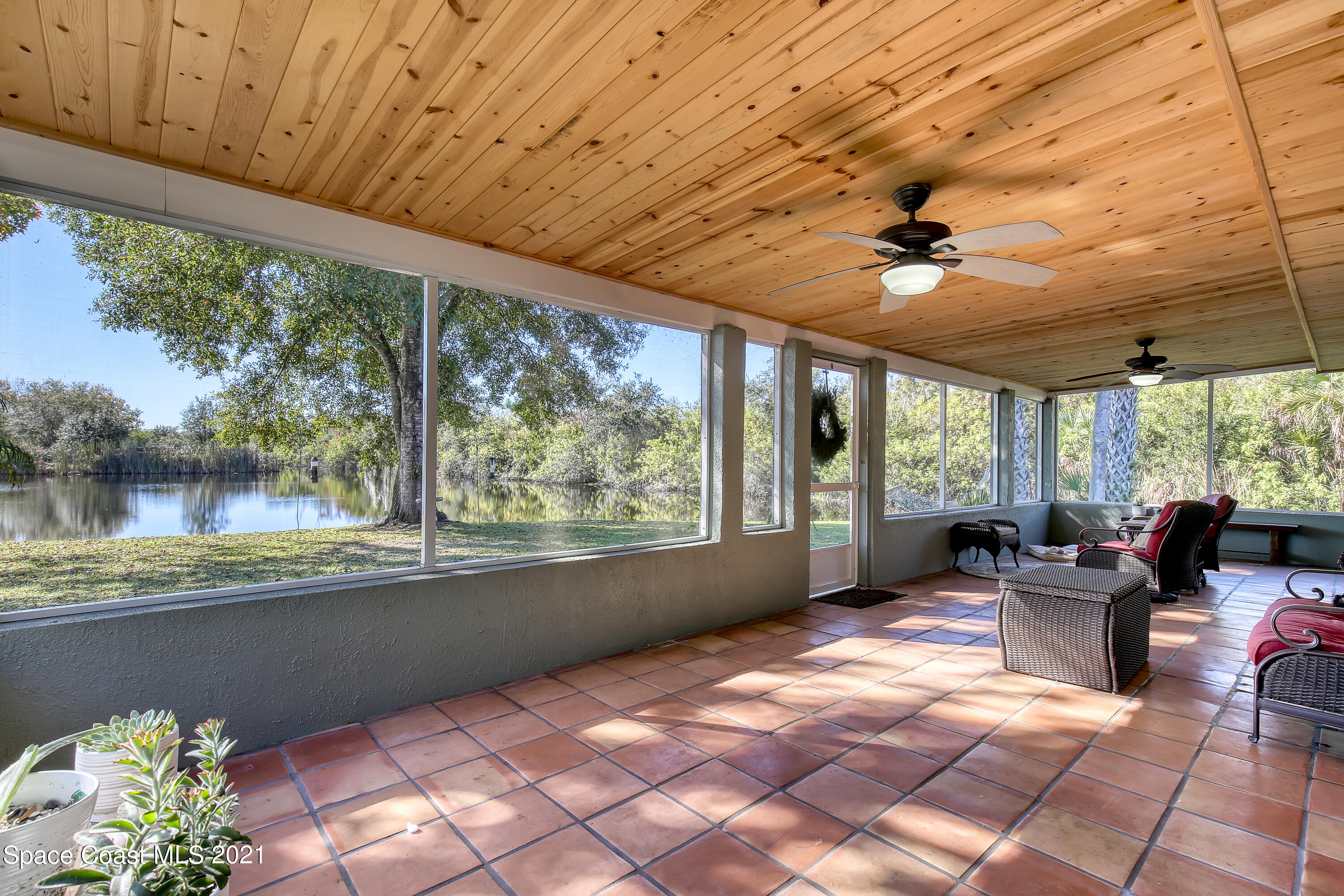 1085 Pine Island Road Merritt Island, FL 32953 - Photo 38 of 46 1085 Pine Island (37)