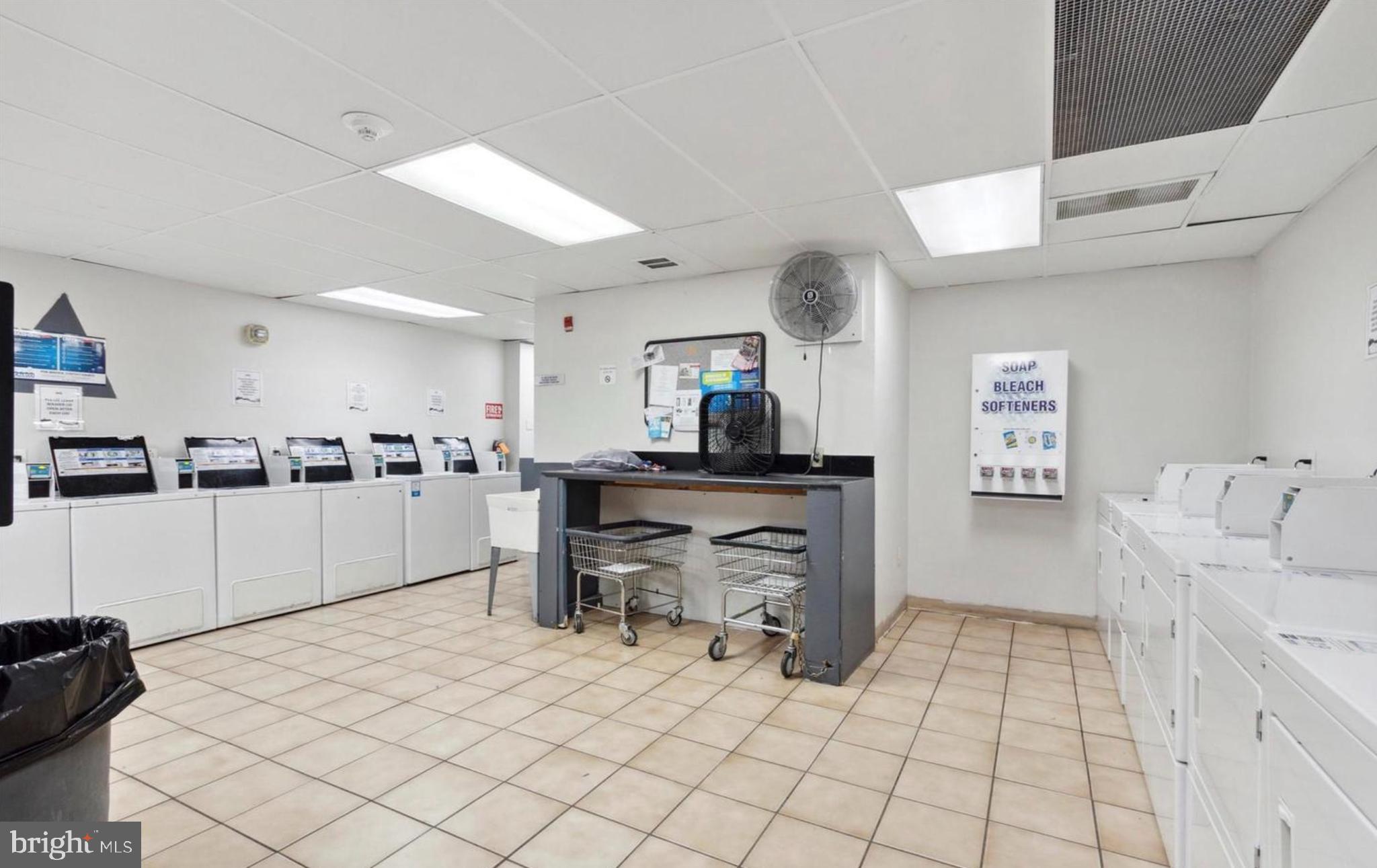 1324 Locust Street, Unit 1508 Philadelphia, PA 19107 - Photo 21 of 21