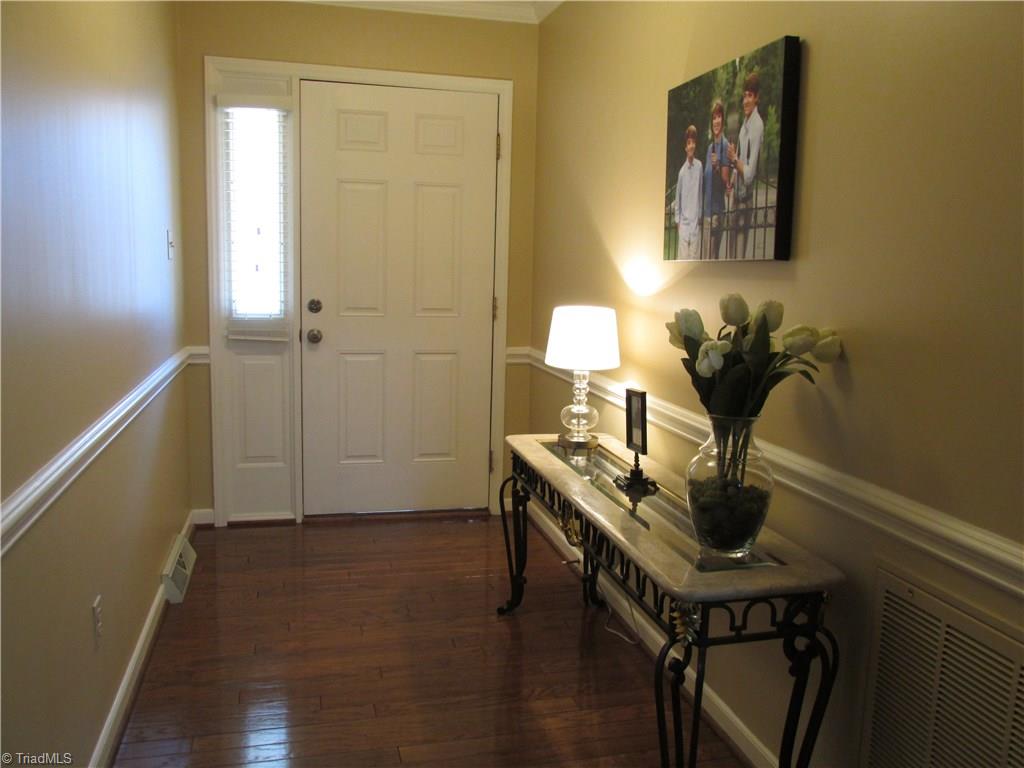 1108 Mapleview Court High Point, NC 27265 - Photo 2 of 17 Welcome guest in this spacious foyer.