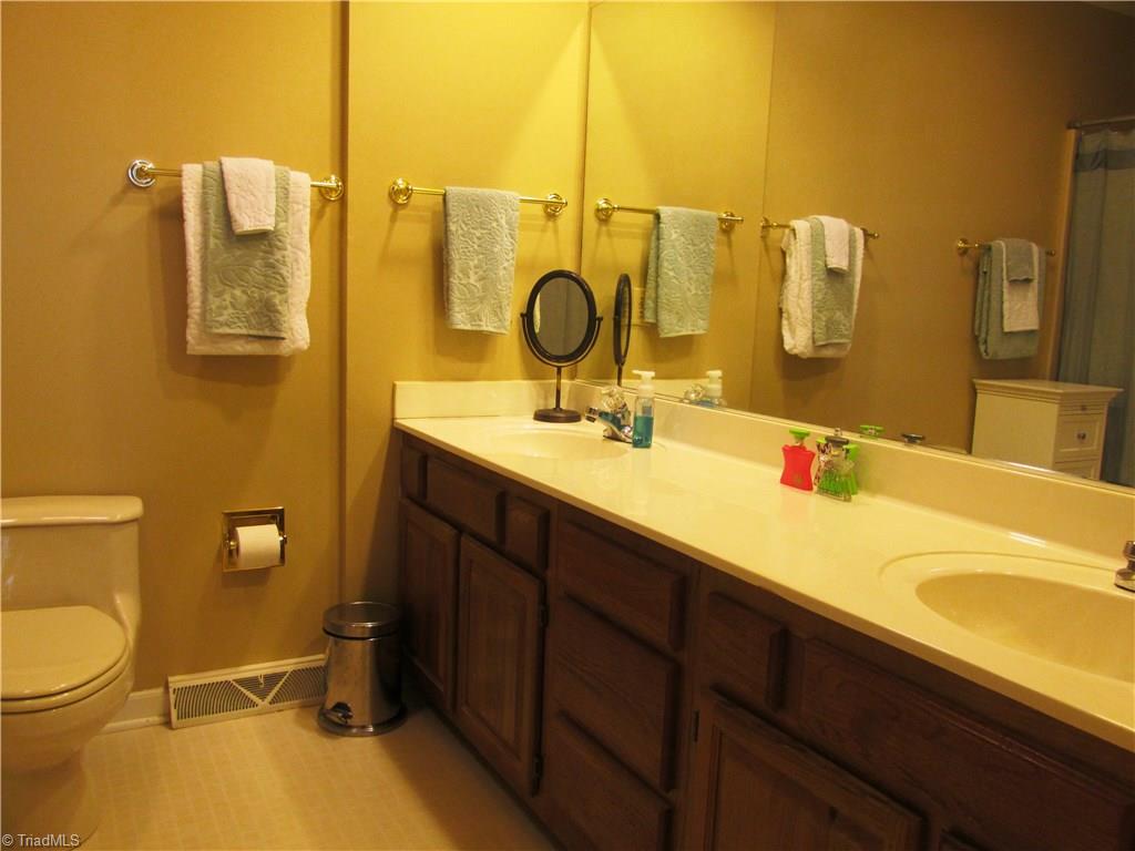 1108 Mapleview Court High Point, NC 27265 - Photo 13 of 17 Plenty of room in this master bath.