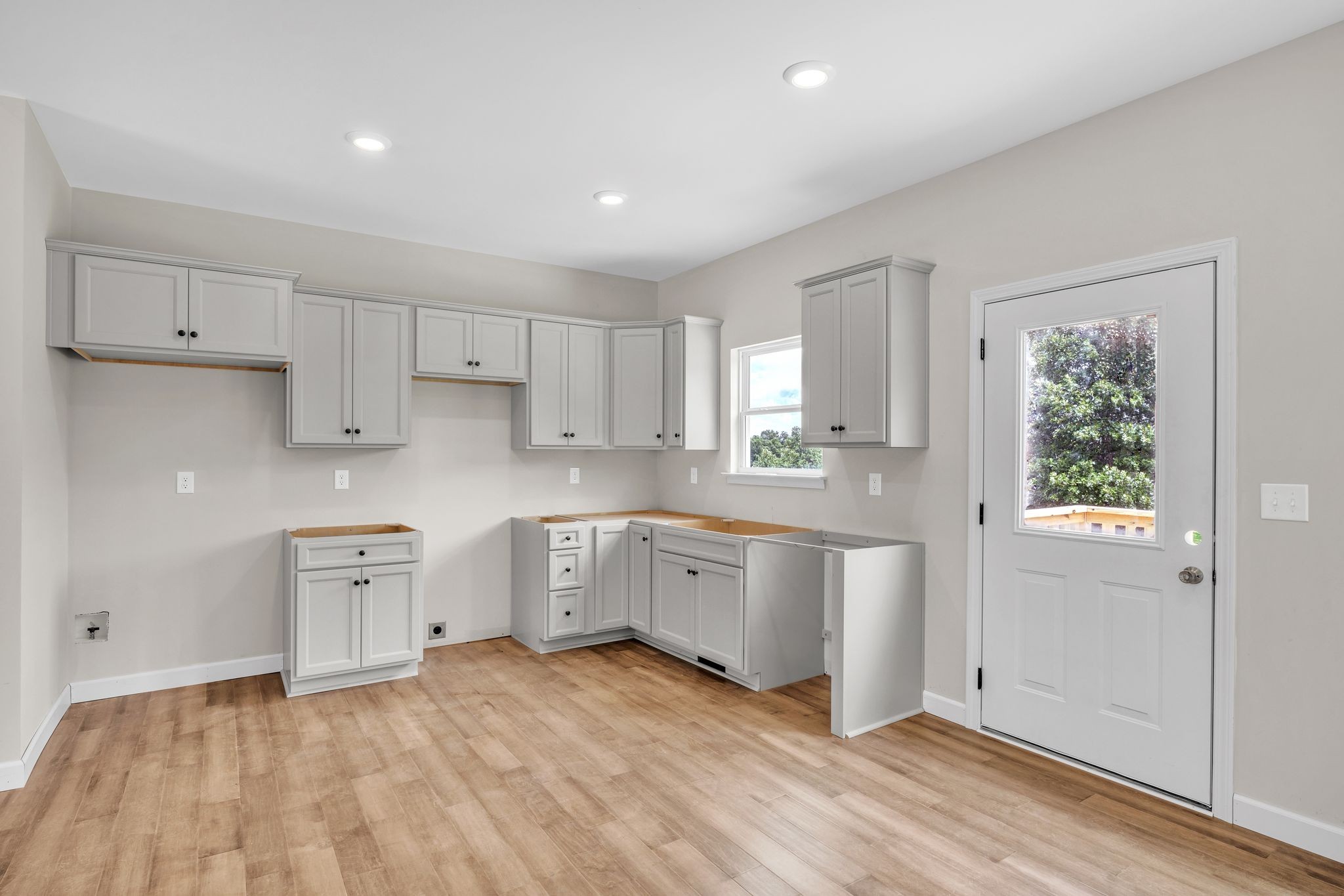 878 Ford Road White Bluff, TN 37187 - Photo 13 of 34 UPGRADED Stainless Steel Appliance Package in Process