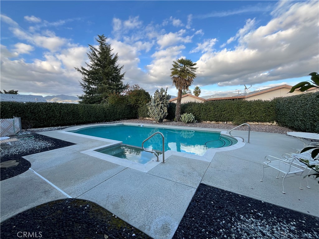 25220 West Posey Dr  