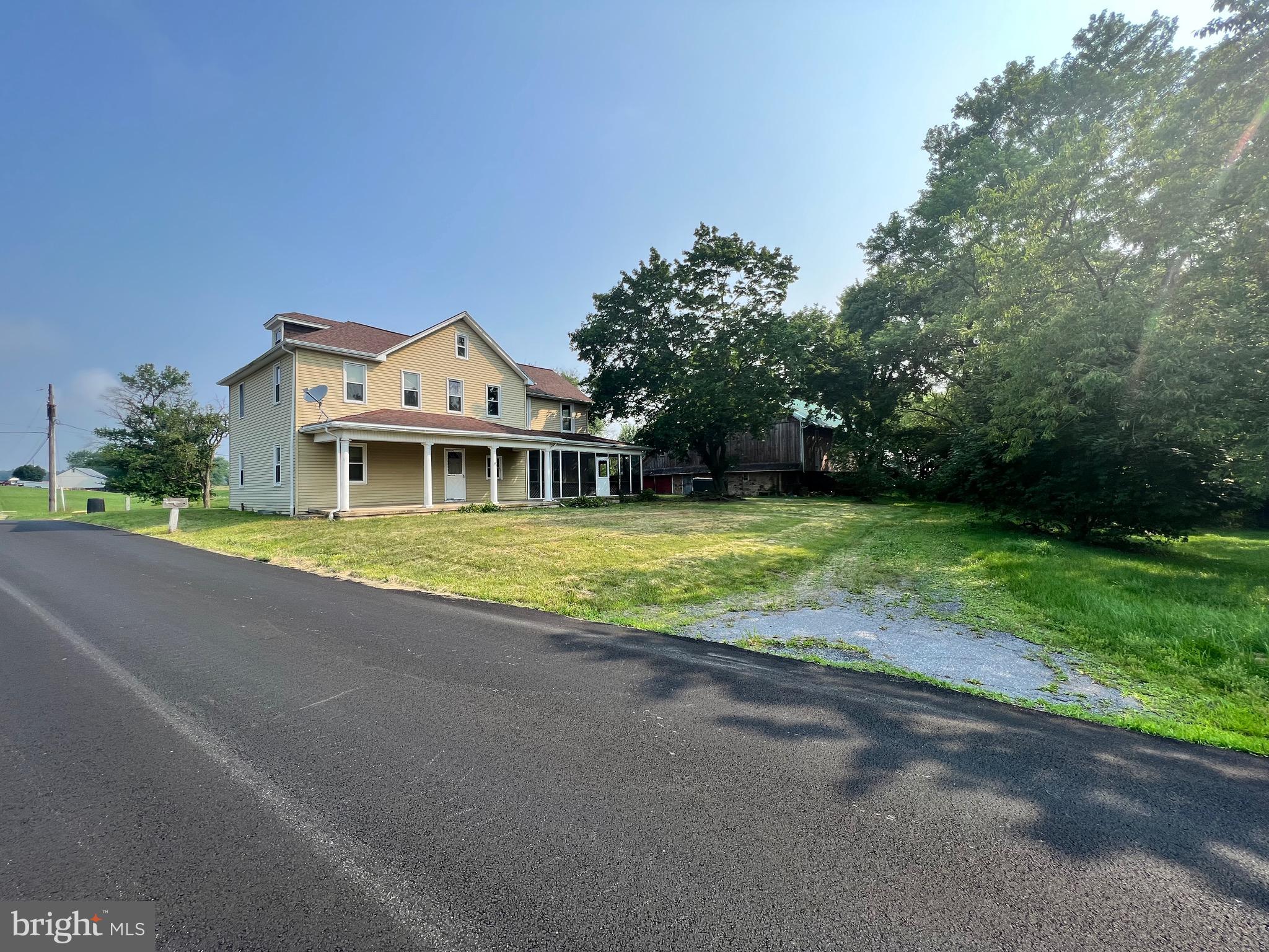 161 Hereford Road Elizabethtown, PA 17022 - Photo 1 of 6