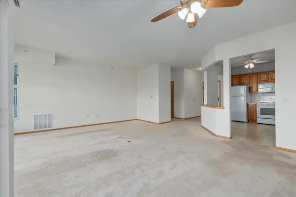 $345,000 | 1900 Rush Lake Trail, Unit 416, New Brighton, MN 55112