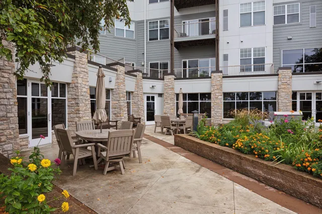 $345,000 | 1900 Rush Lake Trail, Unit 416, New Brighton, MN 55112