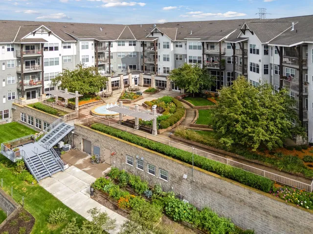 $345,000 | 1900 Rush Lake Trail, Unit 416, New Brighton, MN 55112