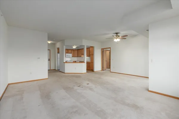 $345,000 | 1900 Rush Lake Trail, Unit 416, New Brighton, MN 55112