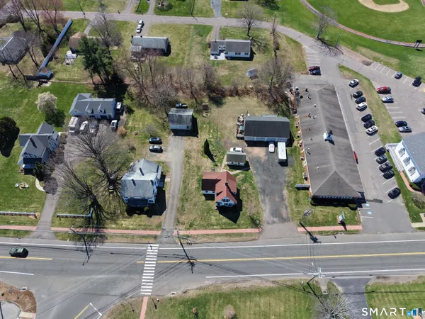 $400,000 | 620 Main Street, Somers, CT 06071