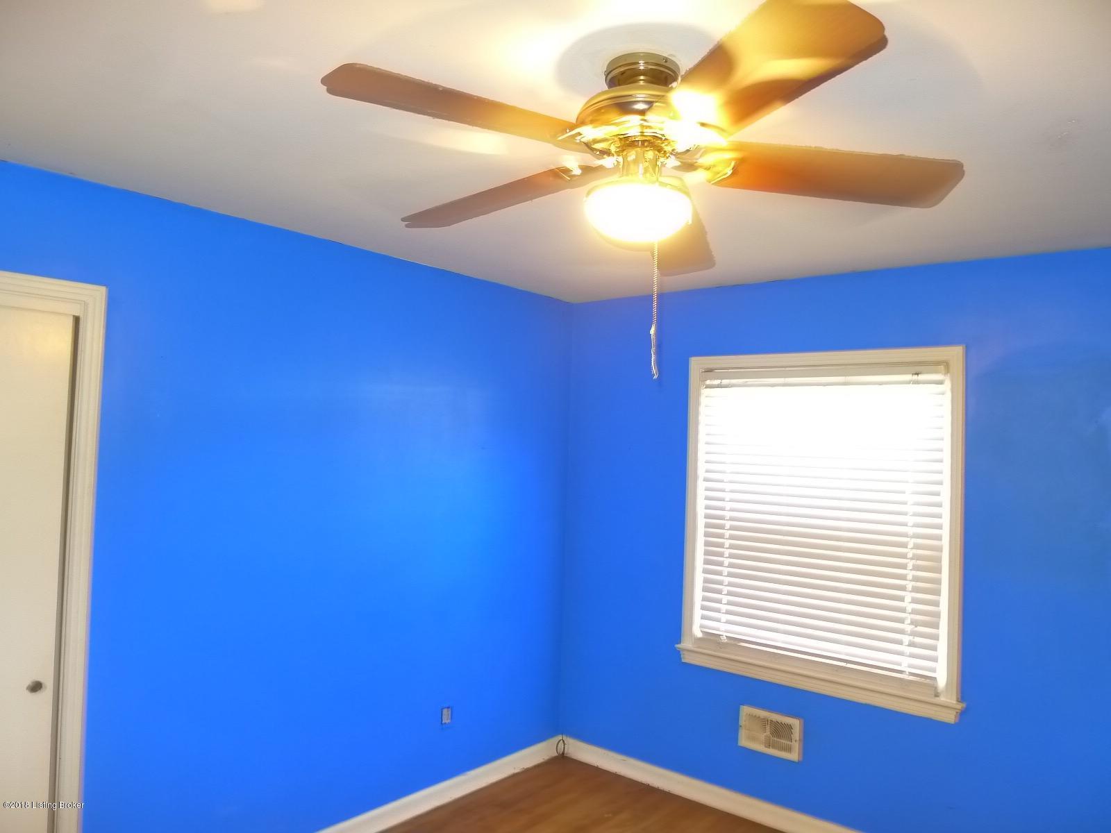 6412 Regal Road Louisville, KY 40222 - Photo 27 of 58 3rd Bed room