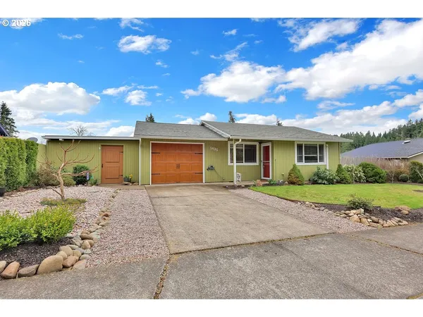 $350,000 | 1435 West Harrison Avenue, Cottage Grove, OR 97424