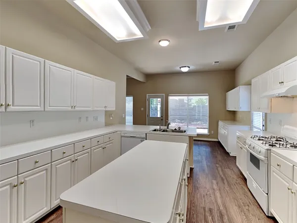 $2,380 | 13143 Mills River Street, Houston, TX 77070