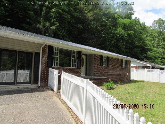 428 Hidden Valley Road Chapmanville, WV 25508 - Photo 10 of 13 Gallery Image 10