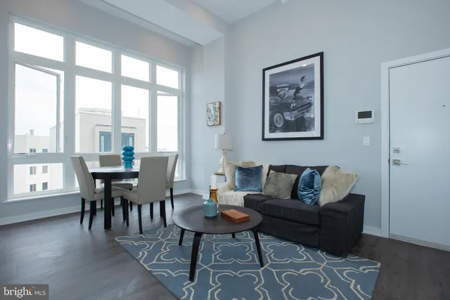 $1,725 | 1534 Ridge Avenue, Unit 301, Philadelphia, PA 19130