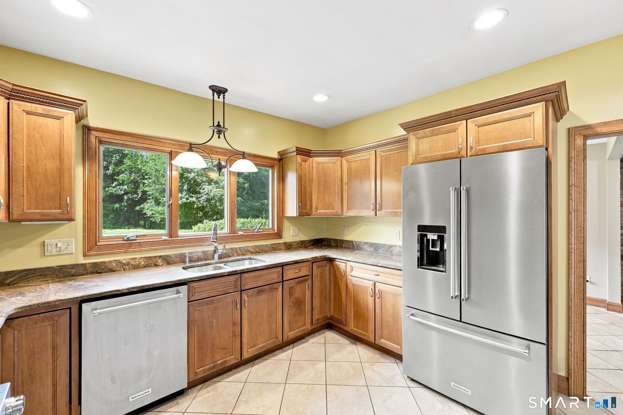 467 Somers Road Ellington, CT 06029 - Photo 5 of 37 Gallery Image 5