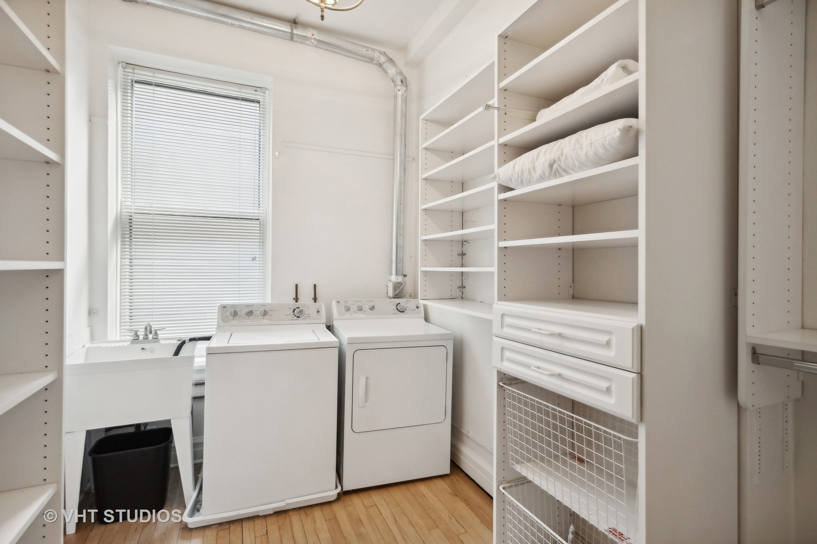 6 East Scott Street, Unit 3 Chicago, IL 60610 - Photo 16 of 16