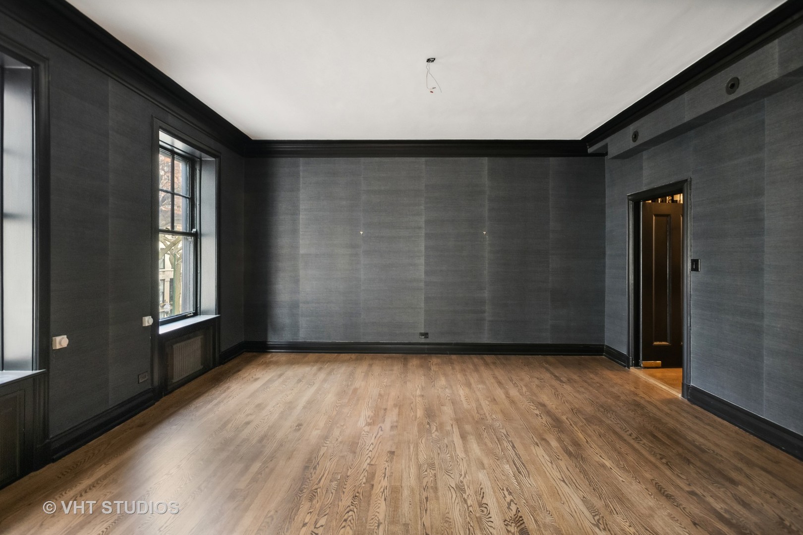 6 East Scott Street, Unit 3 Chicago, IL 60610 - Photo 7 of 16