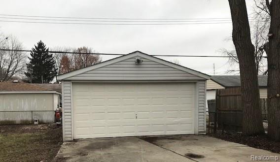 20261 Lahser Road Detroit, MI 48219 - Photo 21 of 22 IMG_1395.jpg