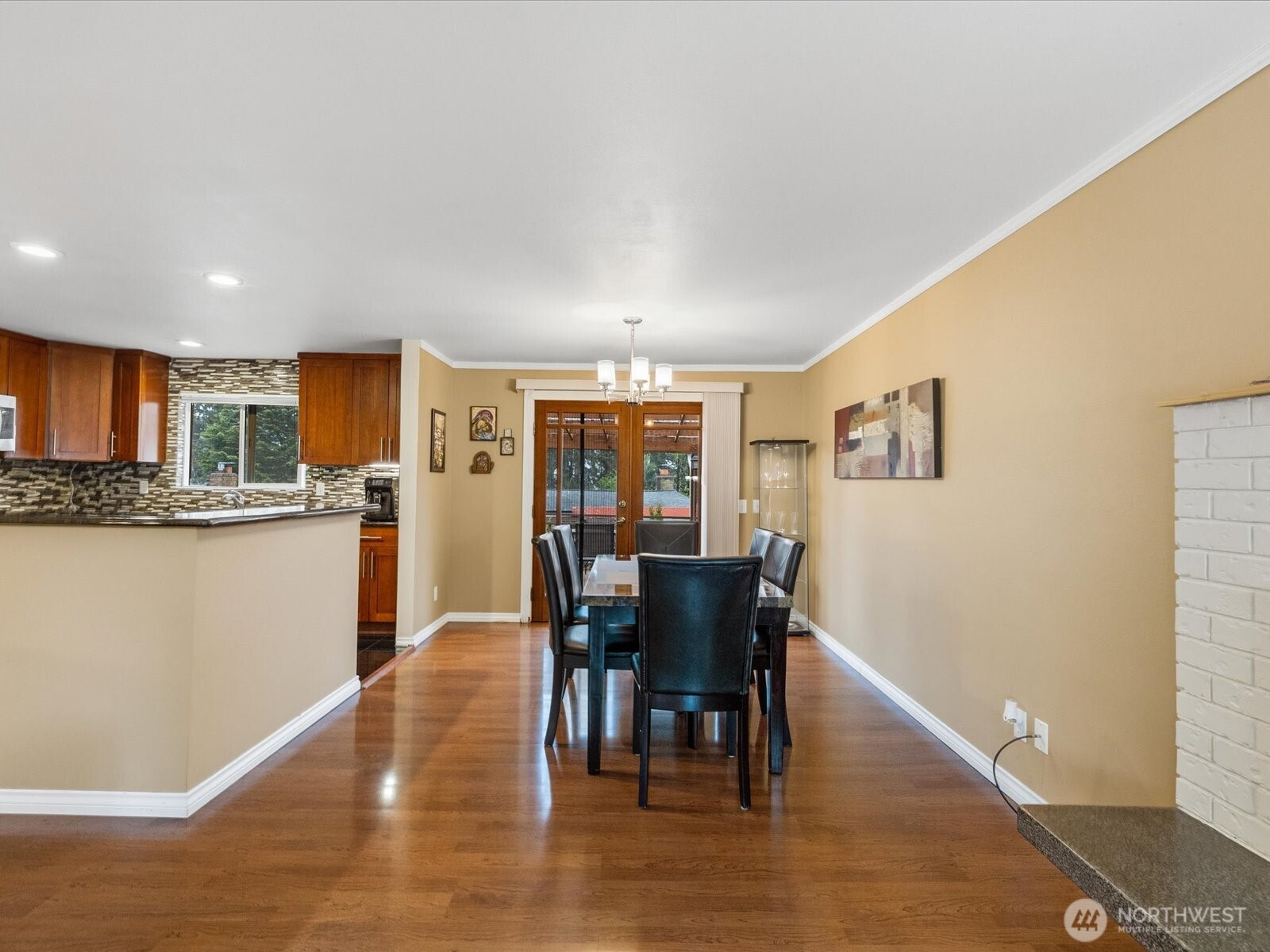 22427 82nd Avenue West Edmonds, WA 98026 - Photo 10 of 29