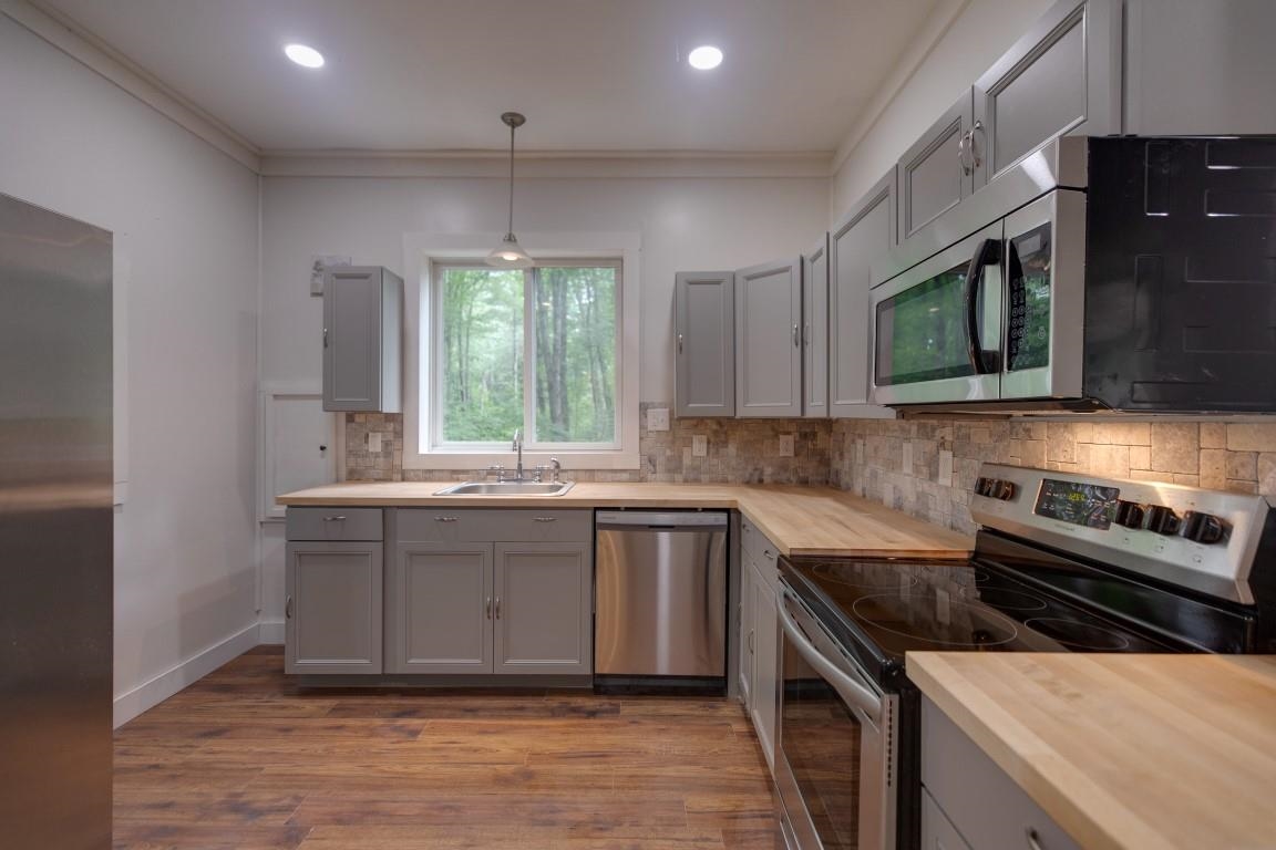 264 Berry River Road Barrington, NH 03825 - Photo 13 of 39