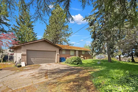 $1,200,000 | 3737 Park Avenue North, Renton, WA 98056