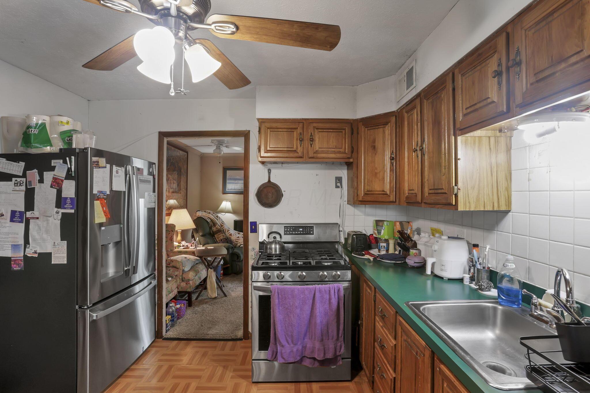 916 South Hampton Road Columbus, OH 43227 - Photo 7 of 29 14-web-or-mls-0D3A7964