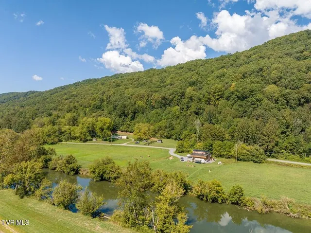 $235,000 | 20181 North Fork River Road, Unit 6 7 8, Abingdon, VA 24210