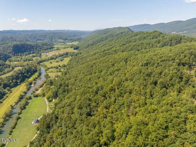 $235,000 | 20181 North Fork River Road, Unit 6 7 8, Abingdon, VA 24210