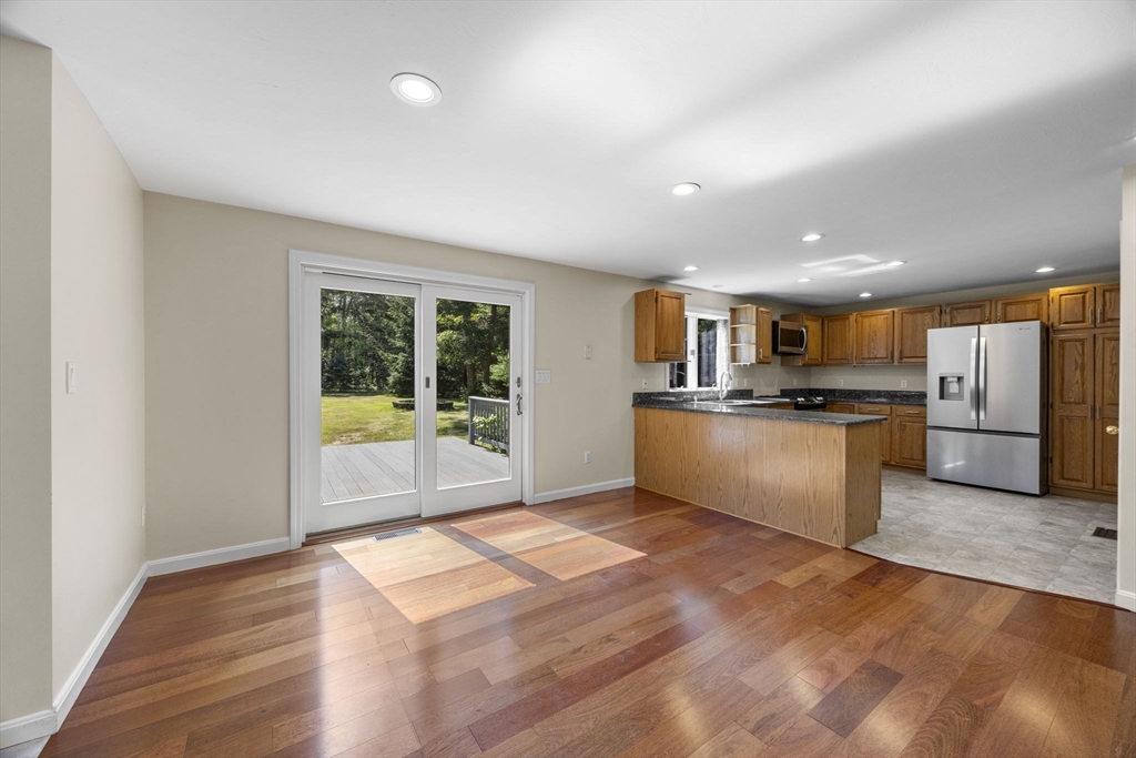 12 South Sandwich Road Sandwich, MA 02563 - Photo 10 of 42 Gallery Image 10