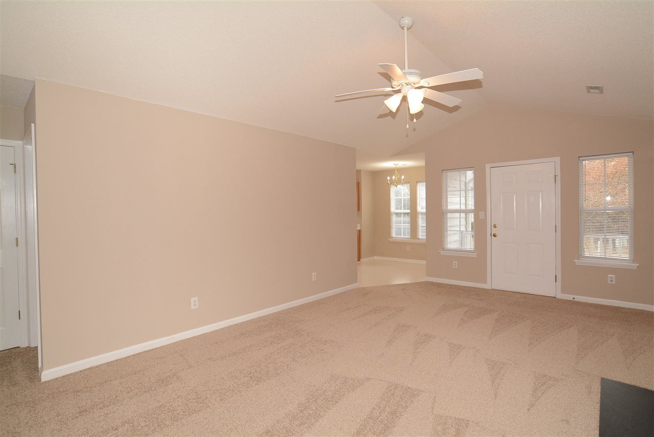 3917 Mardela Spring Drive Raleigh, NC 27616 - Photo 5 of 24 Living Room