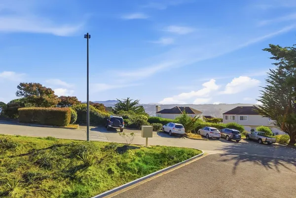 $799,000 | 480 Pointe Pacific Drive, Unit 1, Daly City, CA 94014