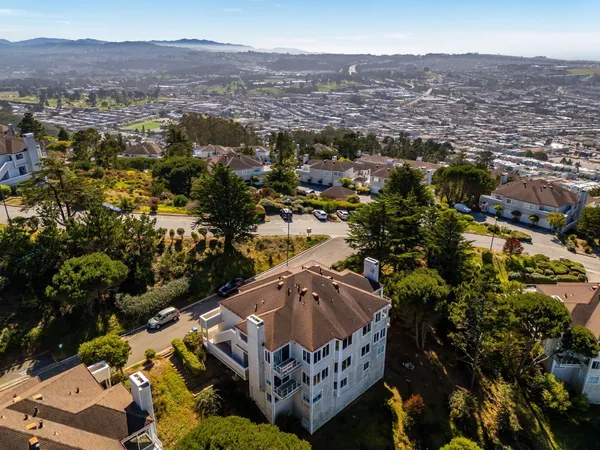 $799,000 | 480 Pointe Pacific Drive, Unit 1, Daly City, CA 94014