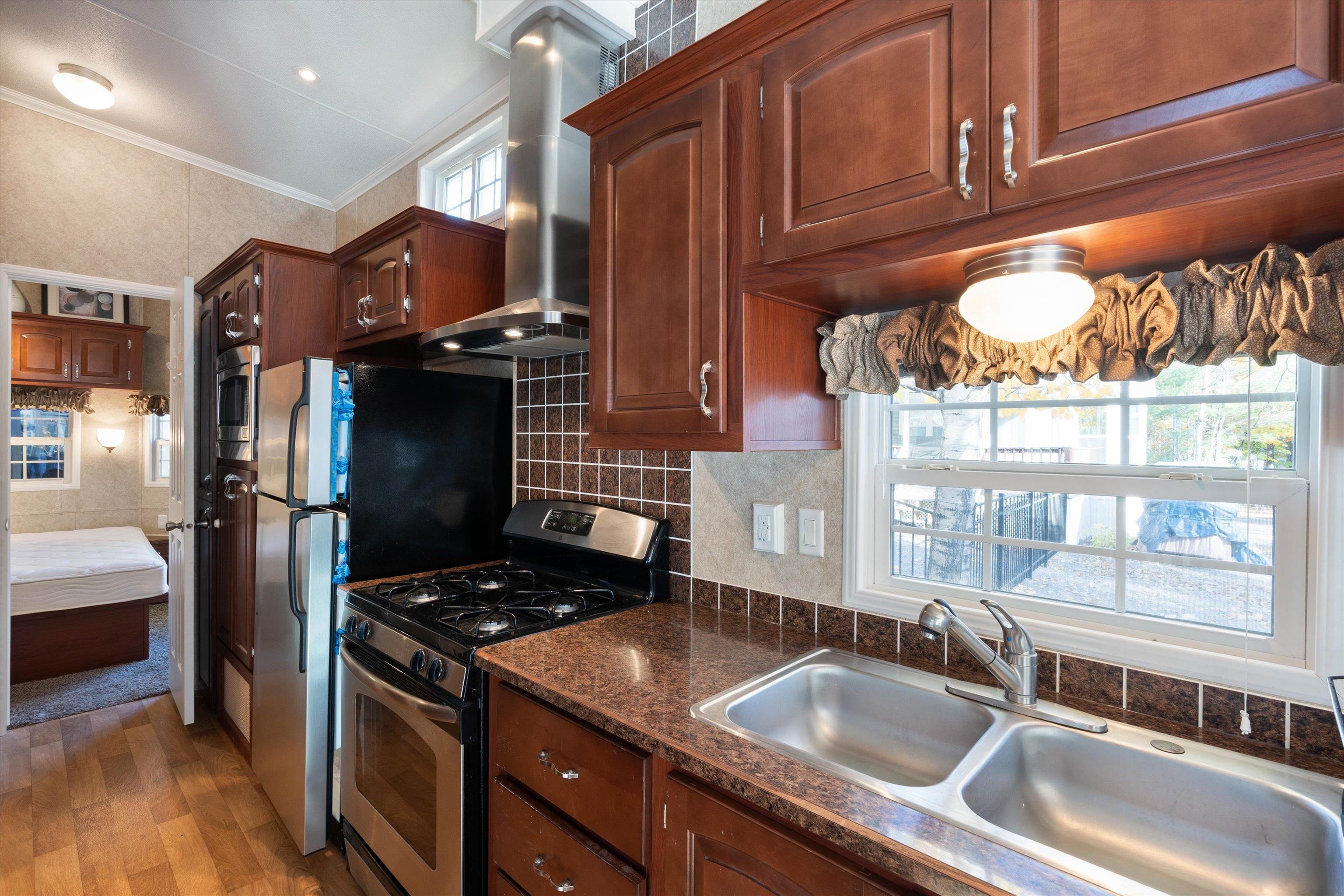 96 Hilliard Road, Unit 141 Laconia, NH 03246 - Photo 15 of 33 Gallery Image 15