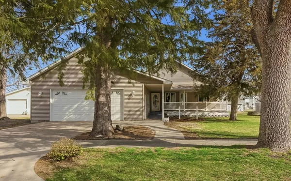 $319,900 | 111 5th Avenue, Minnesota Lake, MN 56068