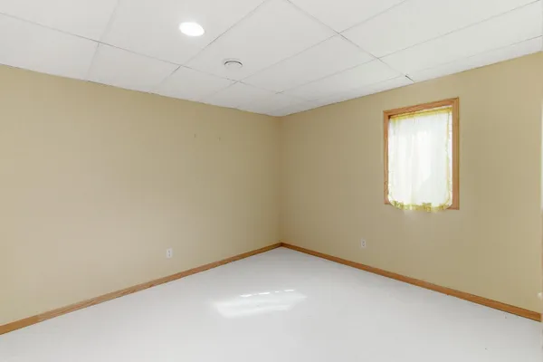 $319,900 | 111 5th Avenue, Minnesota Lake, MN 56068