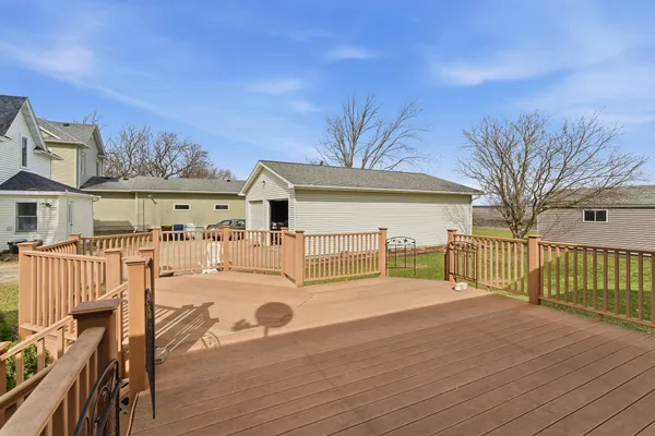 $319,900 | 111 5th Avenue, Minnesota Lake, MN 56068