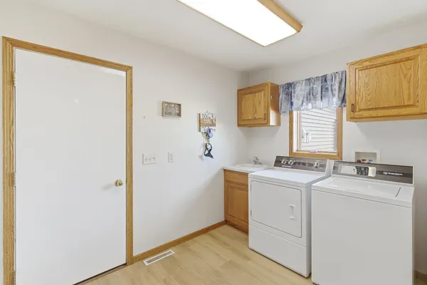 $319,900 | 111 5th Avenue, Minnesota Lake, MN 56068