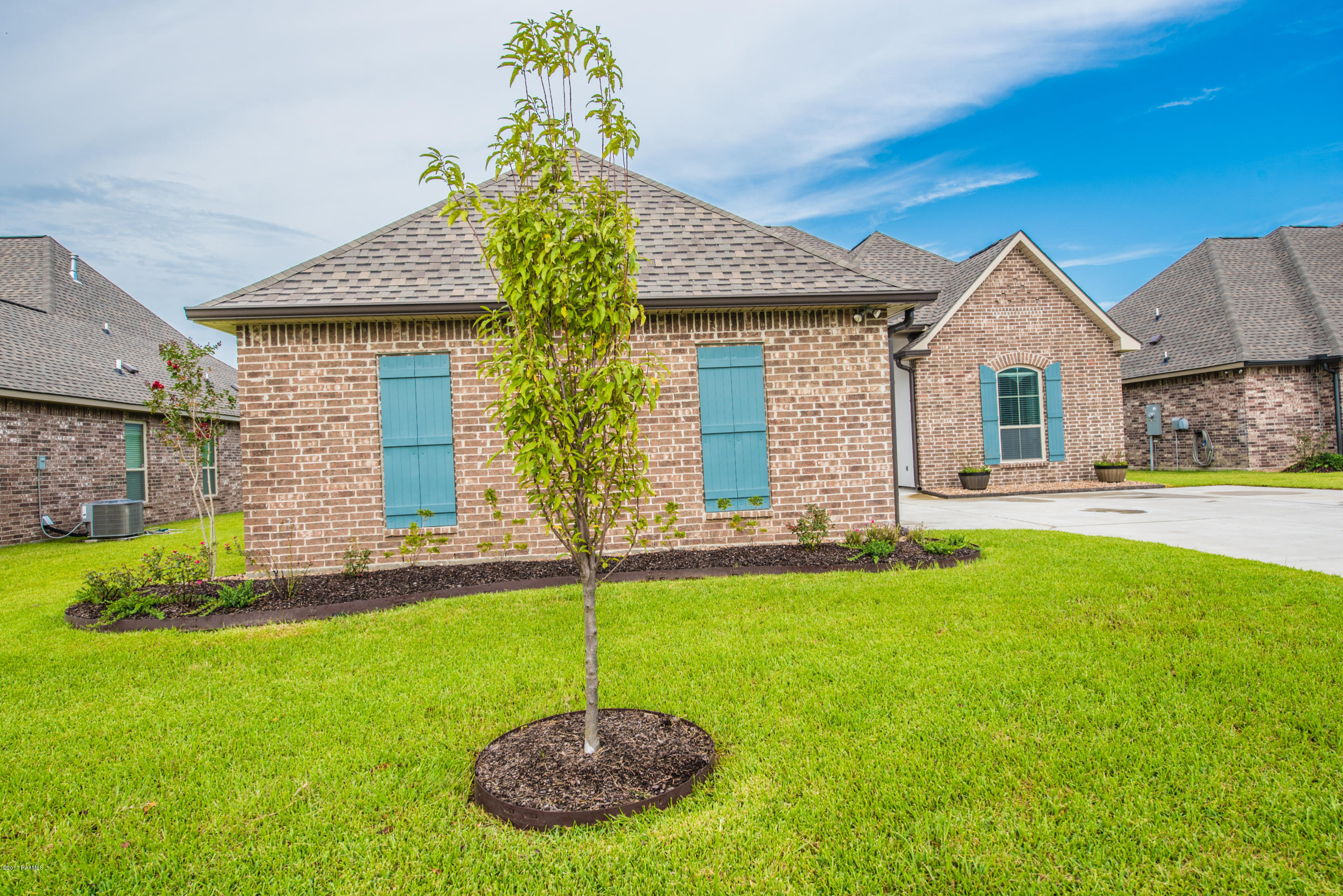 115 Chemet Road Youngsville, LA 70592 - Photo 3 of 40 DSC_8052