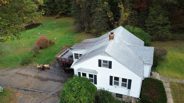 $454,900 | 323 New Boston Road, Sturbridge, MA 01566