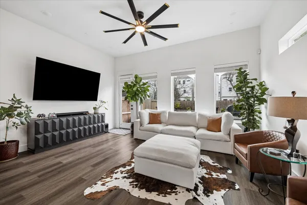 $3,000 | 5318 Wunder Lane, Houston, TX 77091