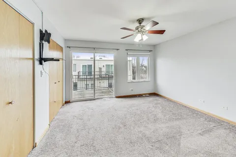 $385,000 | 4932 West Lawrence Avenue, Unit J, Chicago, IL 60630