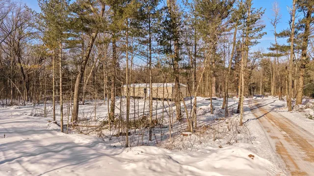 $87,500 | 1752 East County Road, Arkdale, WI 54613
