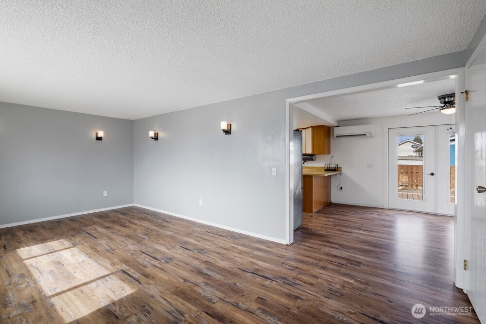 911 A Street Northeast Ephrata, WA 98823 - Photo 6 of 23